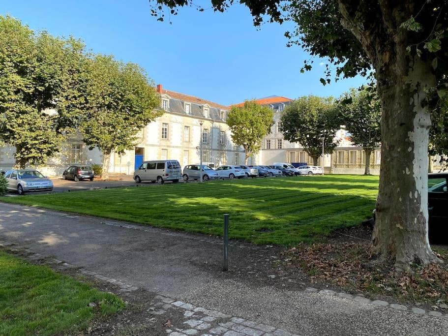 Proche Cure Thermale ,2 Couchages 160, Duplex 39M2 Rochefort  Luaran gambar